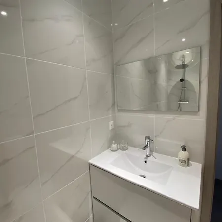 Le Nid Du Faubourg * Beaune (Cote d'Or)