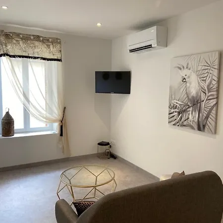 Le Nid Du Faubourg * Beaune (Cote d'Or)